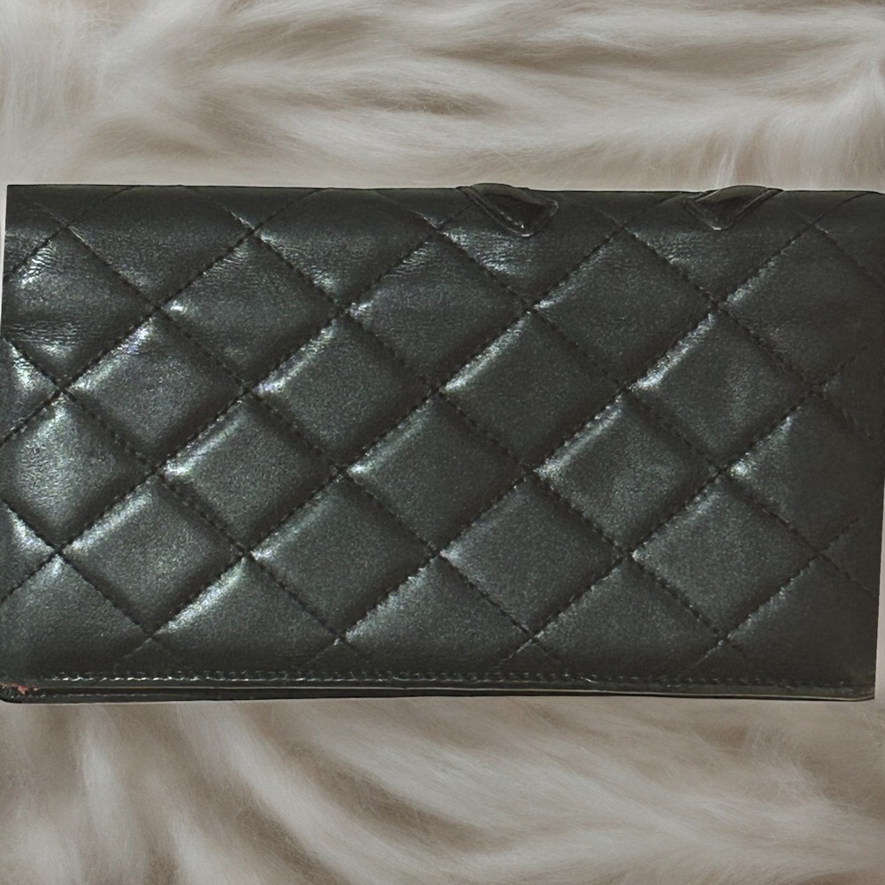 EUC Chanel Black Leather Cambon Ligne Bifold Wallet /Patent Leather Logo Cs/COA - Picture 3 of 13